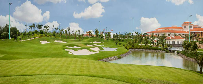 Golfing-Sightseeing-in-Ho-Chi-Minh-City